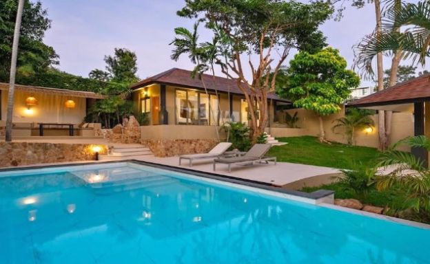 Luxury 3-Bed Pool Villa 700m from Choeng Mon Beach