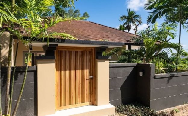 Luxury 3-Bed Pool Villa 700m from Choeng Mon Beach