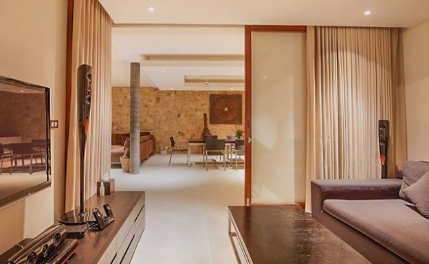 Stunning 3 Bedroom Ocean Front Villa in Choeng Mon