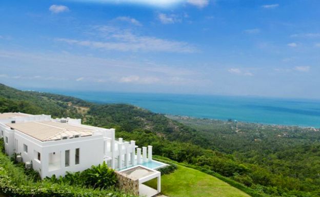 Unique Infinity 3 Bedroom Penthouse in Bang Por