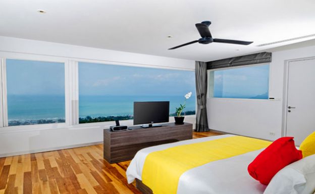 Unique Infinity 3 Bedroom Penthouse in Bang Por