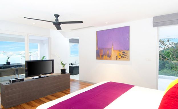 Unique Infinity 3 Bedroom Penthouse in Bang Por