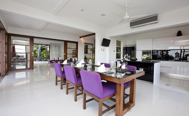 Beautiful 4 Bedroom Beachfront Villa in Choeng Mon