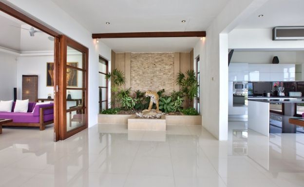 Beautiful 4 Bedroom Beachfront Villa in Choeng Mon