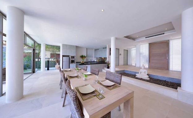 Unique Design 3 Bedroom Beachfront Villa in Maenam