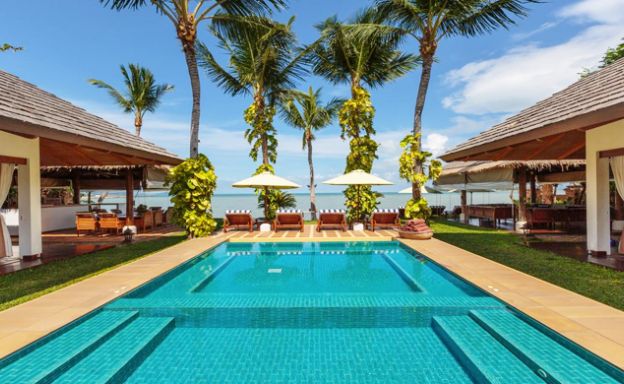 Beautiful Beachfront Tropical Pool Villa in Plai Laem