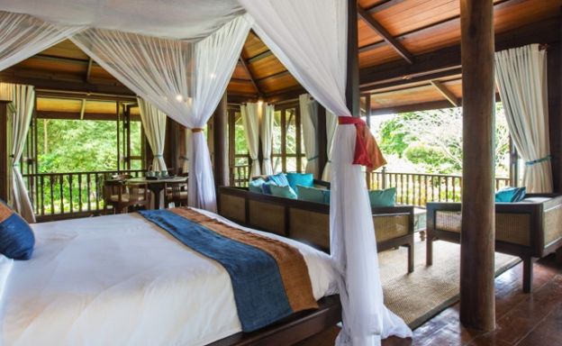 Spectacular Beachfront Pool Villa for Rent in Laem Sor