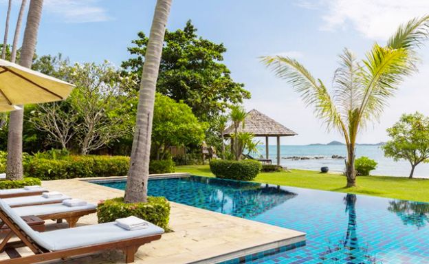 Spectacular Beachfront Pool Villa for Rent in Laem Sor