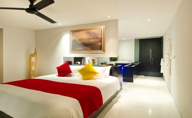 Modern 1 Bedroom Sea view Apartment in Bang Por