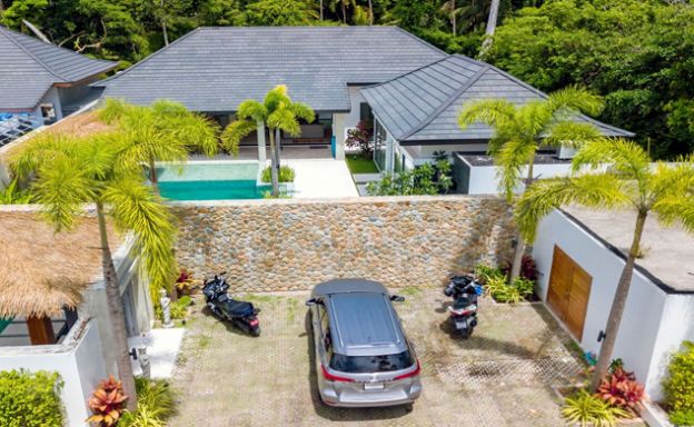 luxury-3-bedroom-bali-pool-villa-maenam