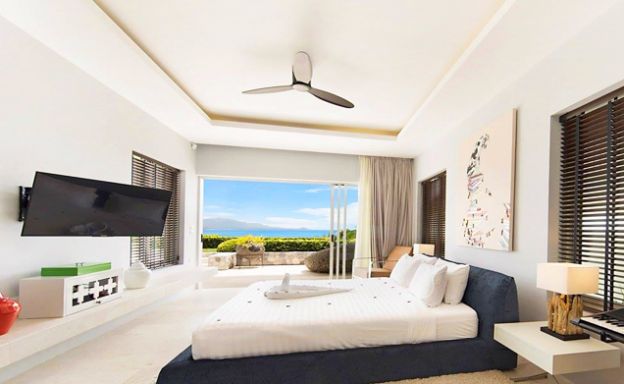 Fabulous Beachfront Luxury Villa for Rent in Plai Laem