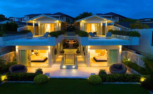 Fabulous Beachfront Luxury Villa for Rent in Plai Laem