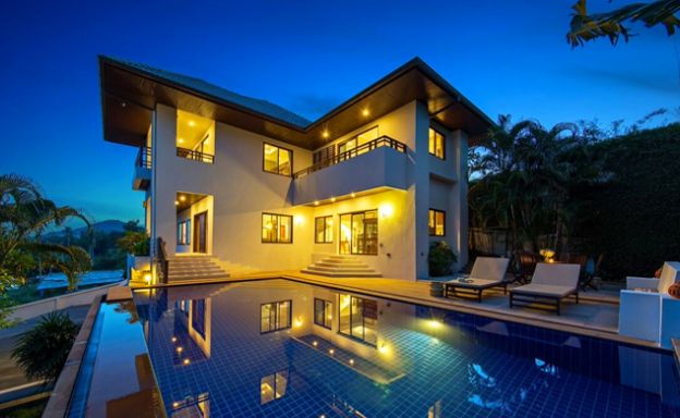 Spacious 4 Bed Luxury Sea View Villa in Choeng Mon
