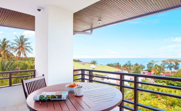Spacious 4 Bed Luxury Sea View Villa in Choeng Mon