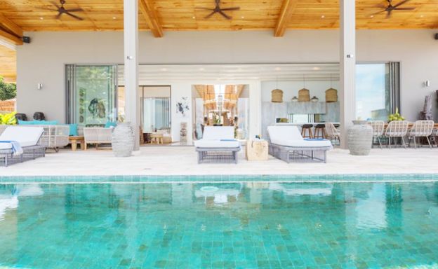 Contemporary 6 Bedroom Beach Front Villa in Laem Sor