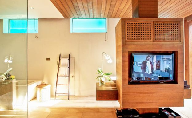 Luxury 5 Bedroom Beach Front Pool Villa in Lamai