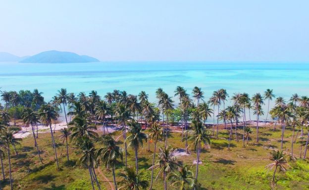 Unique Beachfront Land for Sale in Thong Krut