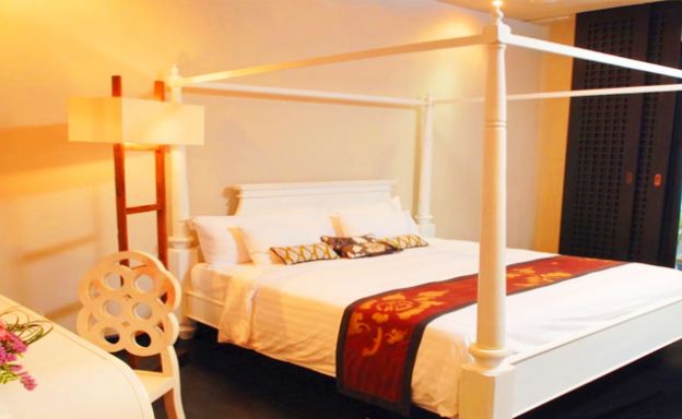 Tropical 9 Bedroom Residential Resort for Sale in Lamai