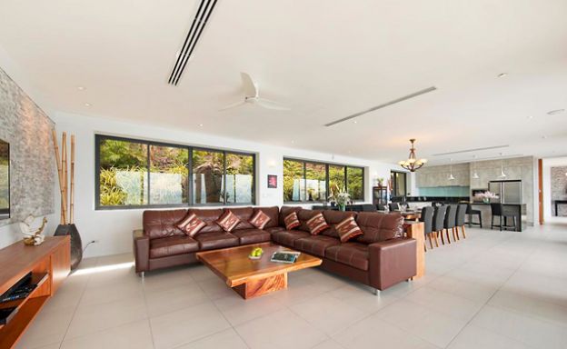 5 Bedroom Luxury Beach View Pool Villa in Plai Laem