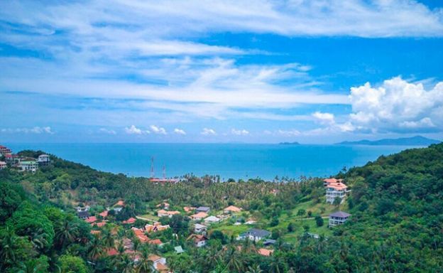 Modern 4-5 Bedroom Luxury Villas for Sale in Bang Por