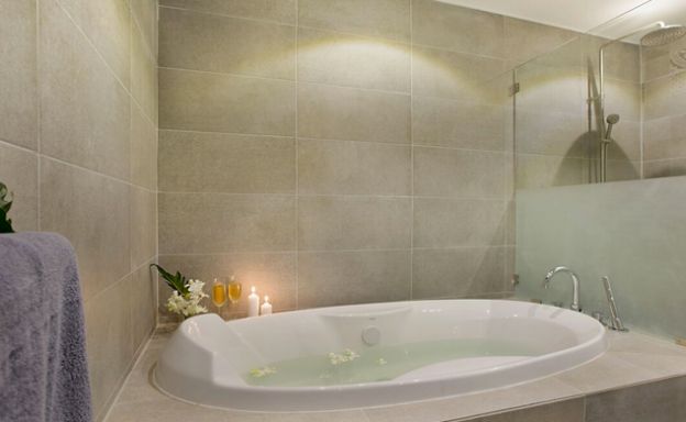 Luxury 3 Bedroom Sea View Apartment in Big Buddha