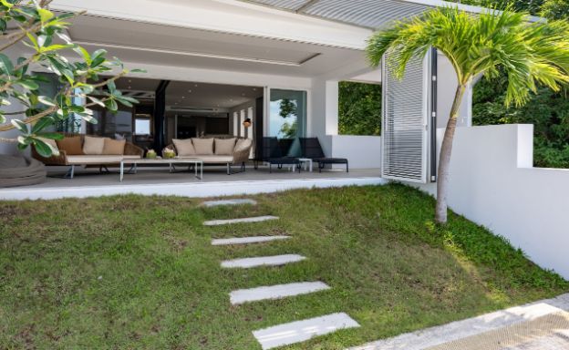 Luxury 3 Bedroom Sea View Apartment in Big Buddha