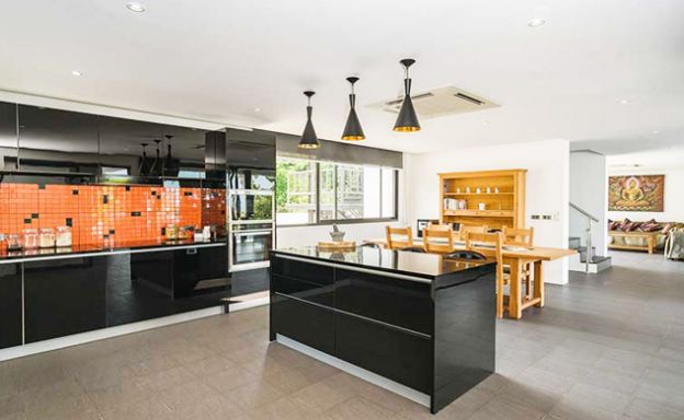 Luxury 7 Bedroom Sea View Villa for Sale in Bangrak